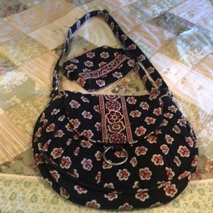 Vera Bradley shoulder bag with matching makeup bag very nice